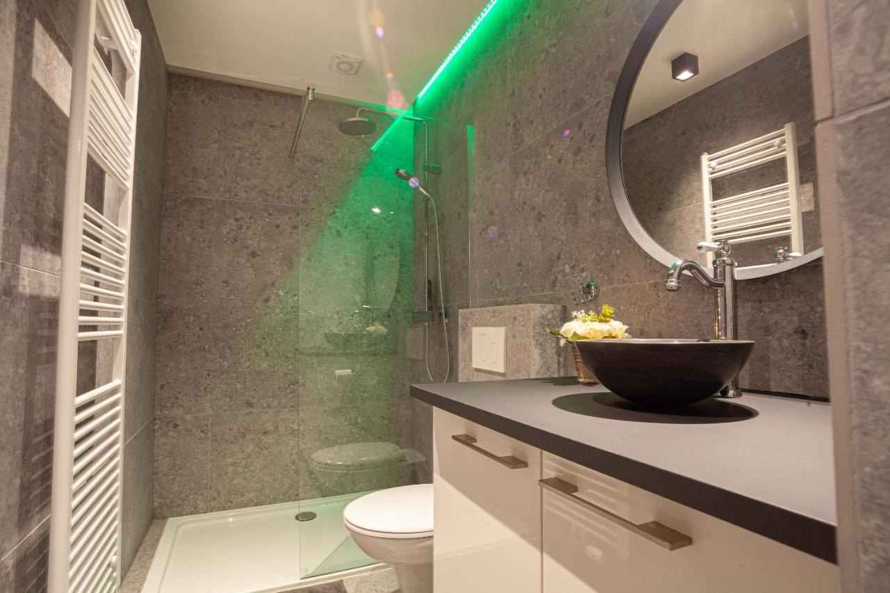 Luxury Suites Royal Antwerpen Buitenkant foto