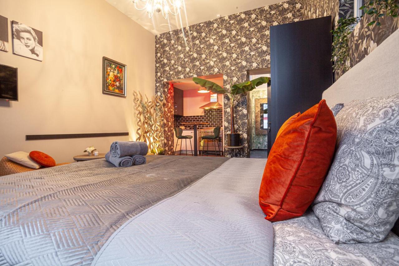 Luxury Suites Royal Antwerpen Buitenkant foto