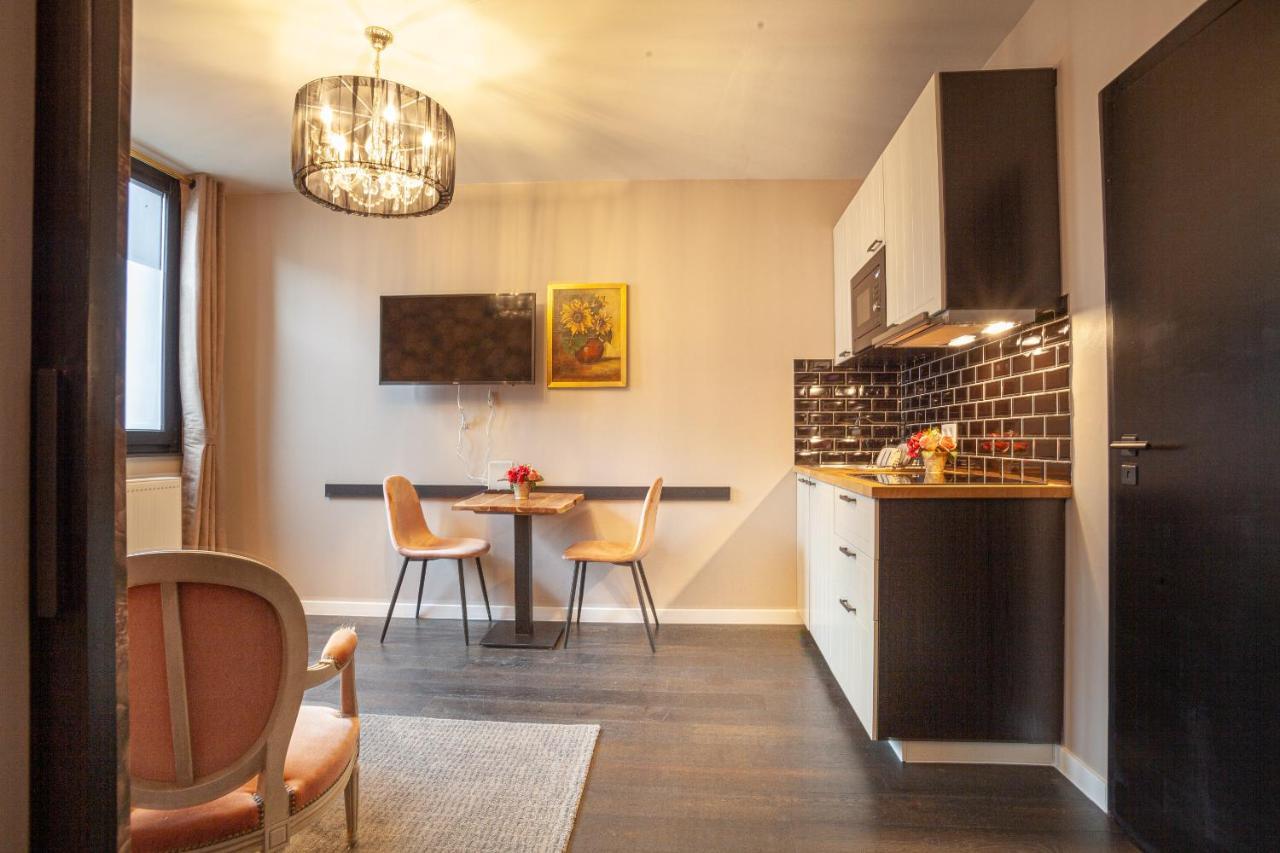 Luxury Suites Royal Antwerpen Buitenkant foto
