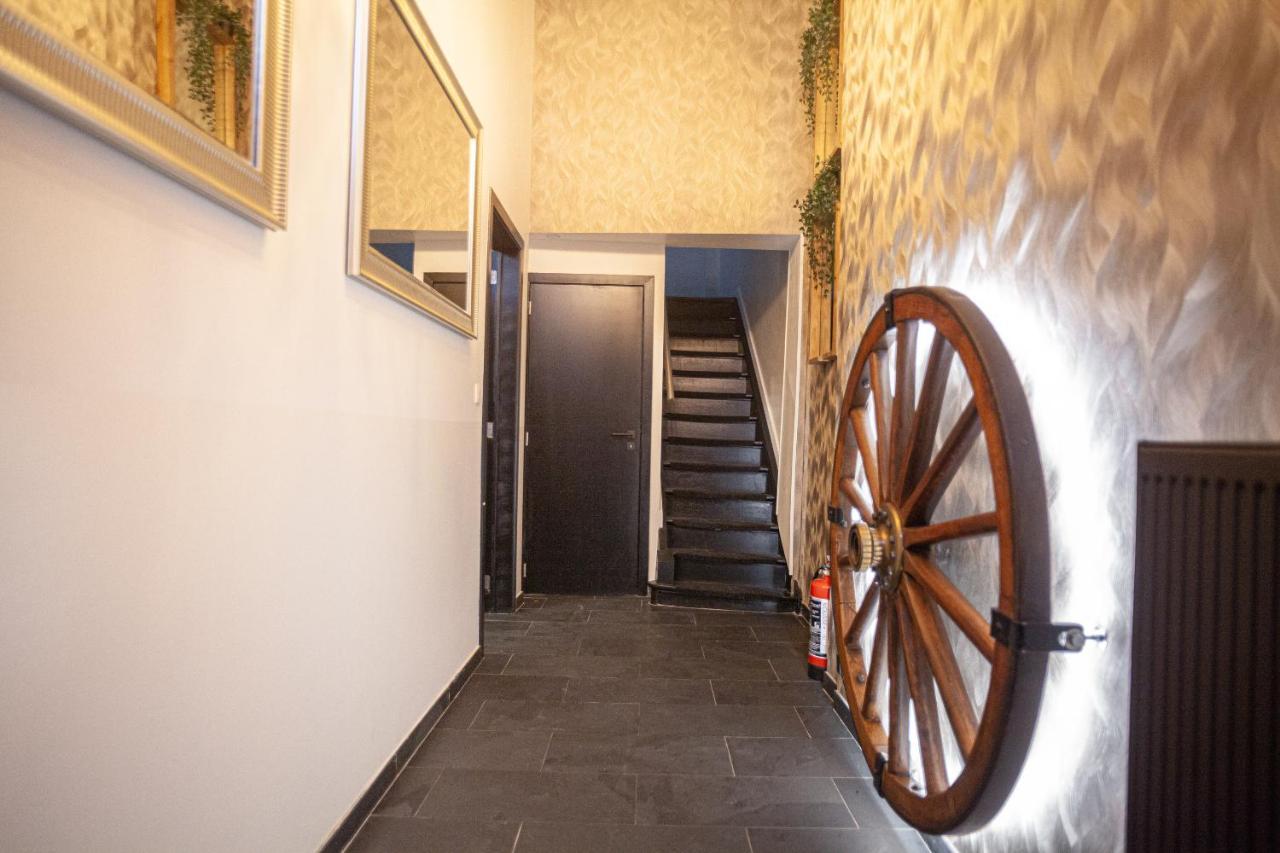 Luxury Suites Royal Antwerpen Buitenkant foto